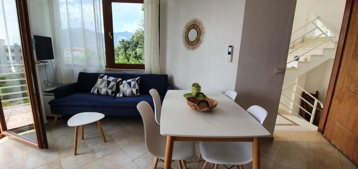 Seaview Apartment Borsh Buitenkant foto