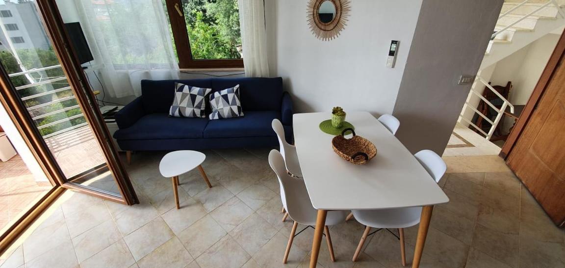 Seaview Apartment Borsh Buitenkant foto
